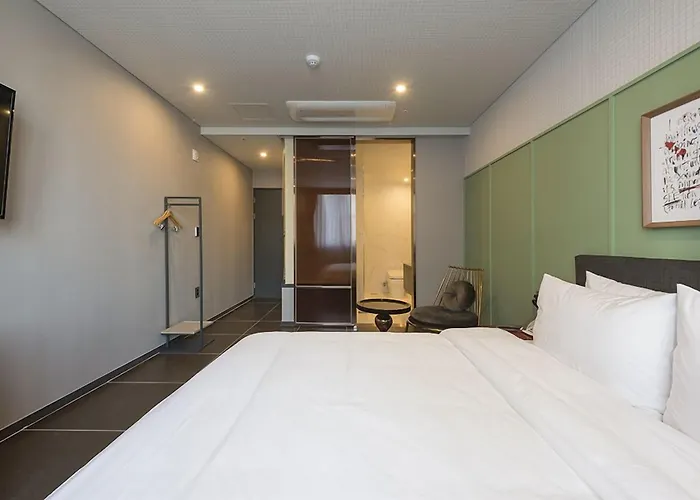 Browndot Guseo 3*