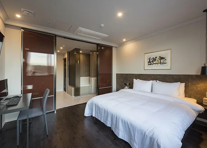 Browndot Guseo 3*