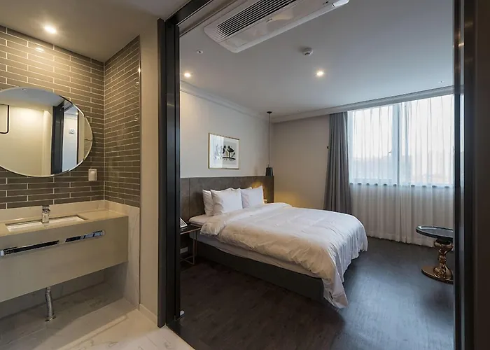 Browndot Guseo Pusan