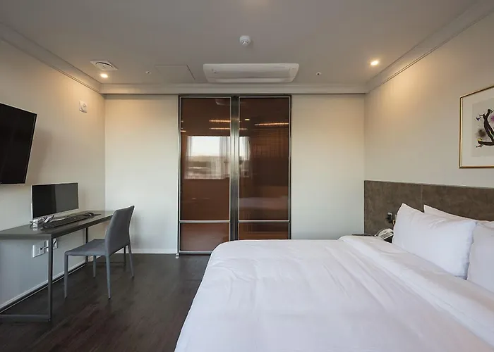 Browndot Guseo 3*
